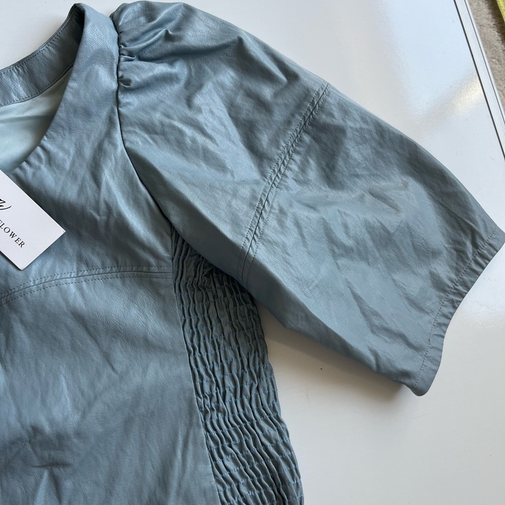 Elegant Blue Puff Sleeve Crop Top - Picture 5 of 10